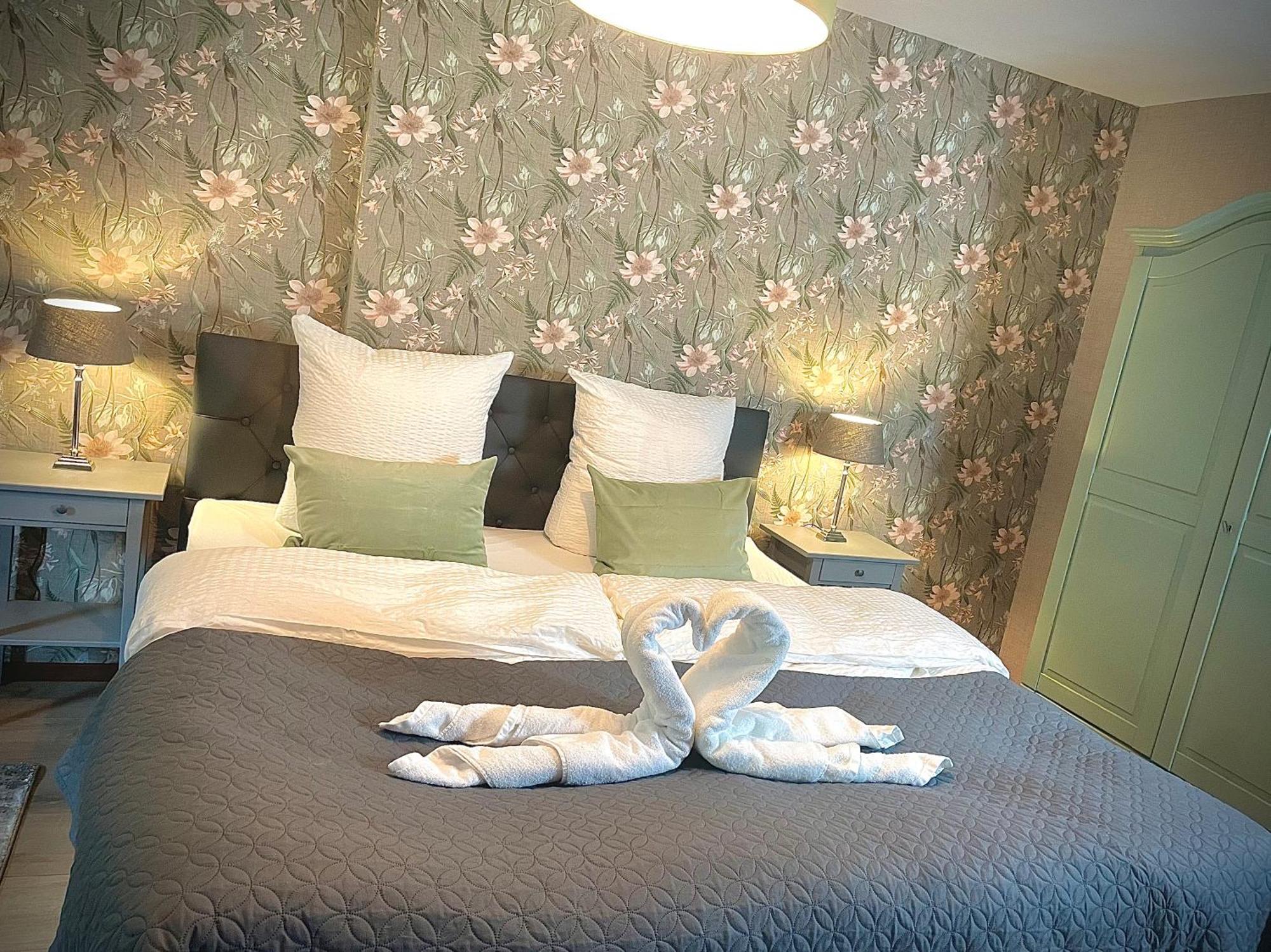 Fata Morgana Hotell Cochem Exteriör bild
